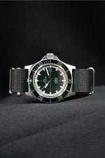 Carregue a imagem no visualizador da Galeria, Relógio Glycine GL0529 Combat Sub 42