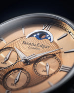 Carregue a imagem no visualizador da Galeria, Relógio Swan & Edgar Complication Salmon
