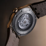 Carregue a imagem no visualizador da Galeria, Relógio Maurice Lacroix AIKON AUTOMÁTICO BRONZE AI6008-BRZ01-730-3