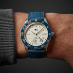 Carregue a imagem no visualizador da Galeria, Relógio Christopher Ward C65 Aquitaine GMT - Automático 41mm C65-41AGM2-S0BE0-RB