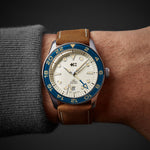 Carregue a imagem no visualizador da Galeria, Relógio Christopher Ward C65 Aquitaine GMT - Automático 41mm C65-41AGM2-S0BE0-VC