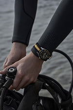 Carregue a imagem no visualizador da Galeria, Relógio Certina C048.407.18.051.01 DS Action Diver 40.5mm Powermatic 80 Automático