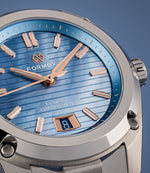 Carregue a imagem no visualizador da Galeria, Relógio Formex ESSENCE ThirtyNine Automático Chronometer "Mother-of-Sky" 39mm 0333.1.6603.100