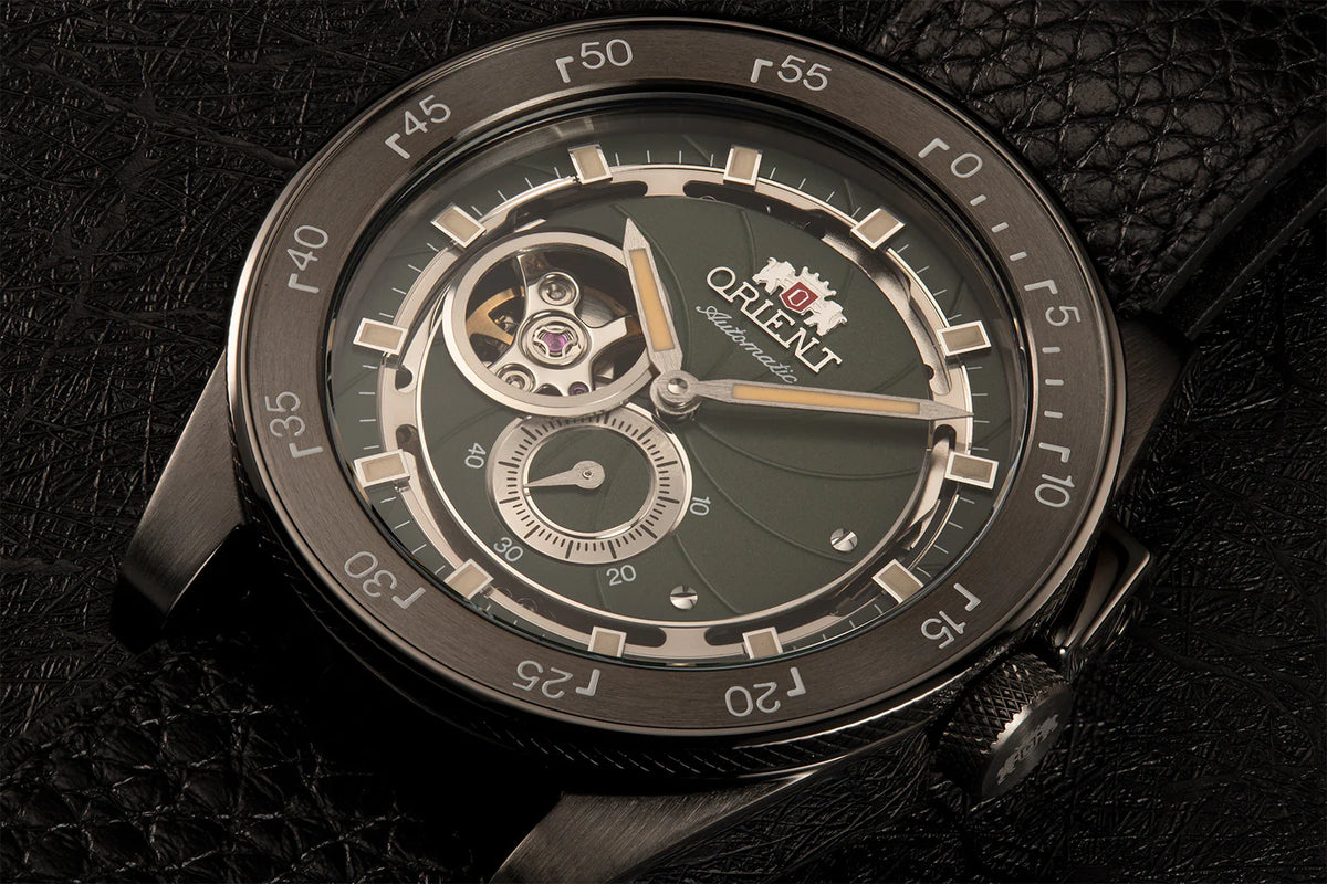 Relógio Orient Retro Future Camera (Revival) RA-AR0202E10B