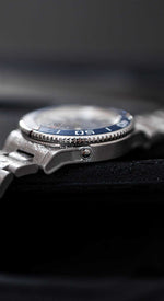 Carregue a imagem no visualizador da Galeria, Relógio Hanhart AQUASPHERE FreeFall Blue, 42mm 772.270-6428