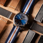 Carregue a imagem no visualizador da Galeria, Relógio Mühle-Glashütte M1-40-72-LB-II Panova Blue