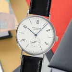 Carregue a imagem no visualizador da Galeria, Relógio NOMOS Glashütte Tangente 38mm White on Leather Strap 164