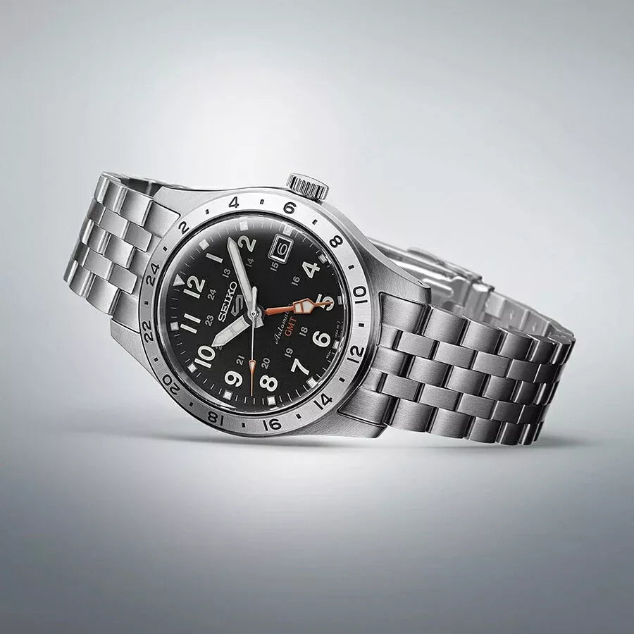 Relógio Seiko 5 Sports “Field Sports Style” GMT SBSC011 – Pendulum