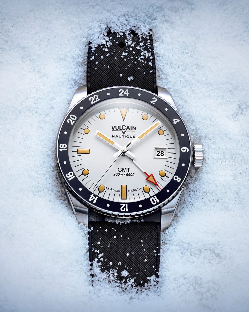 Relógio Vulcain 680174A57.BHM286 Skindiver GMT - White Luminova Beige