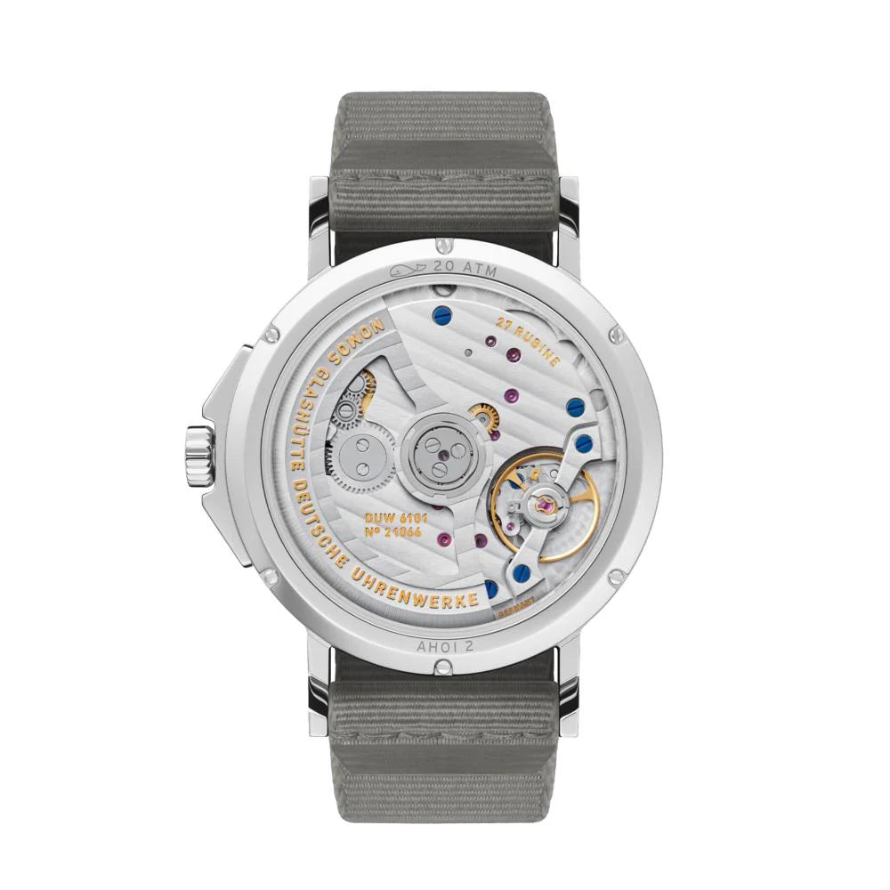 Relógio NOMOS Glashütte Ahoi Neomatik Date 38mm Sand on Textile Strap 527