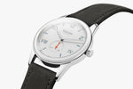 Carregue a imagem no visualizador da Galeria, Relógio NOMOS Glashütte Club Campus 38mm White Silver-Plated on Strap 735