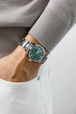 Carregue a imagem no visualizador da Galeria, Relógio NOMOS Glashütte Club Sport Neomatik 37mm Petrol Green on Bracelet 746