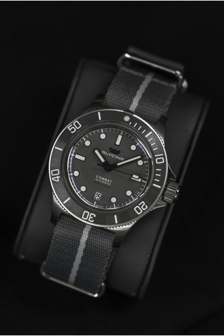 Relógio Glycine GL0526 Combat Sub 41 Ceramic