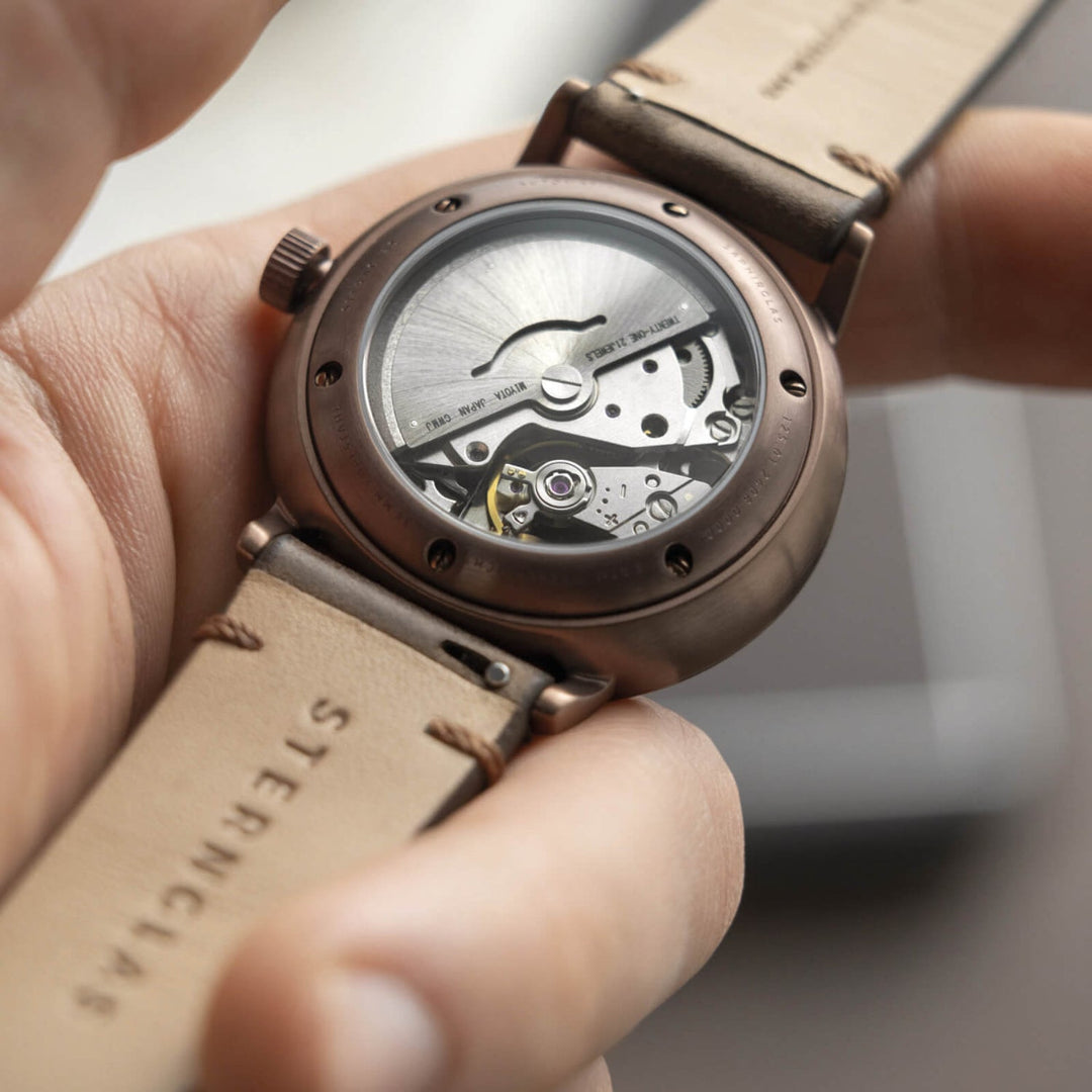Relógio STERNGLAS Naos 38 mm S02-NA42-VI17 Automático