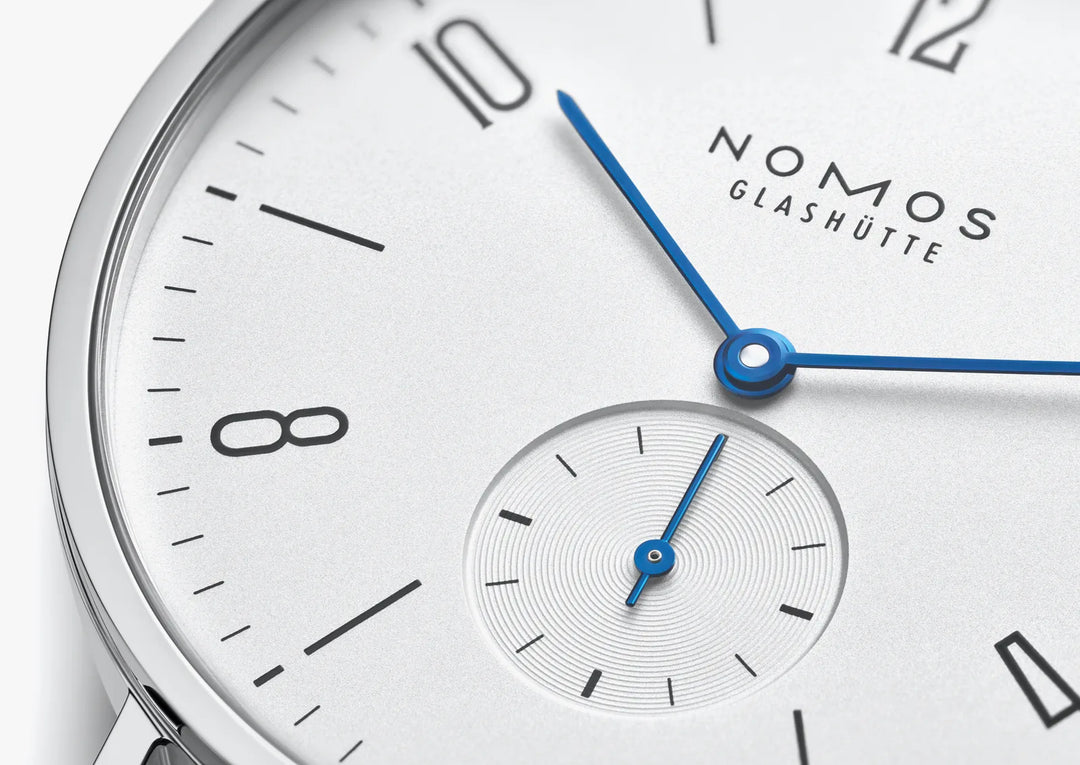 Relógio NOMOS Glashütte Tangente Date 38mm White Silver-Plated on Leather Strap 130