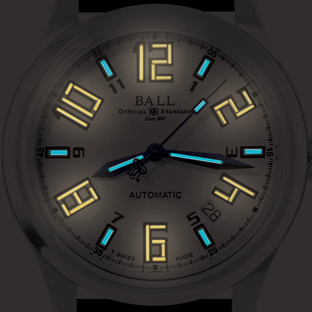 Relógio BALL Trainmaster Arabic 38mm - White on Leather Strap Automático