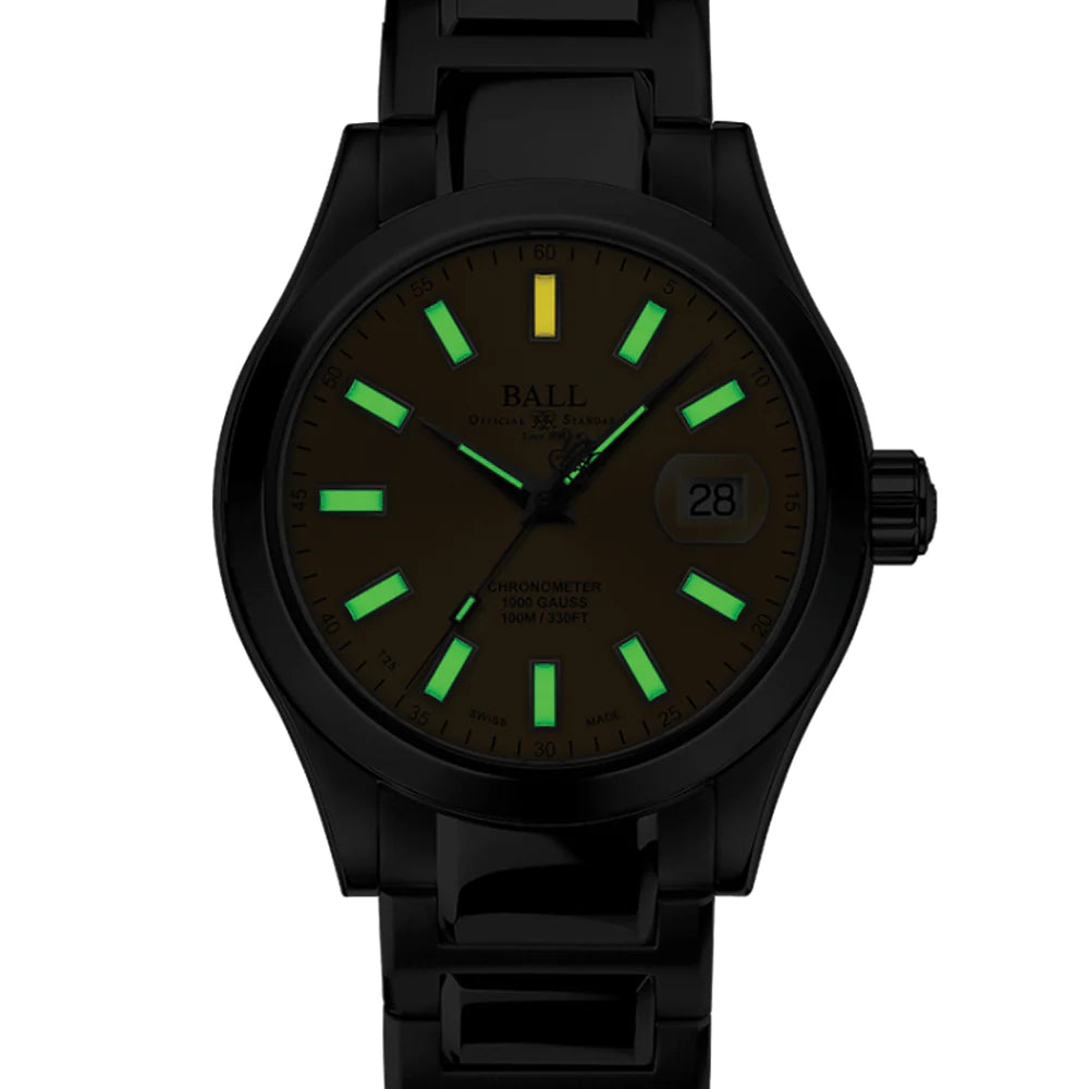 Relógio BALL Engineer III Marvelight Chronometer 40mm - Gold on Bracelet Automático