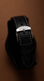 Carregue a imagem no visualizador da Galeria, Relógio Hanhart 417 ES 1954 Flyback Panda, 39 mm H701.201-