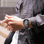 Carregue a imagem no visualizador da Galeria, Relógio Seiko Astron Solar GPS Dual-Time Chronograph SSH151 Titânio
