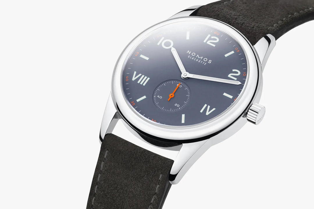 Relógio NOMOS Glashütte Club Campus 38mm Night Black on Strap 736