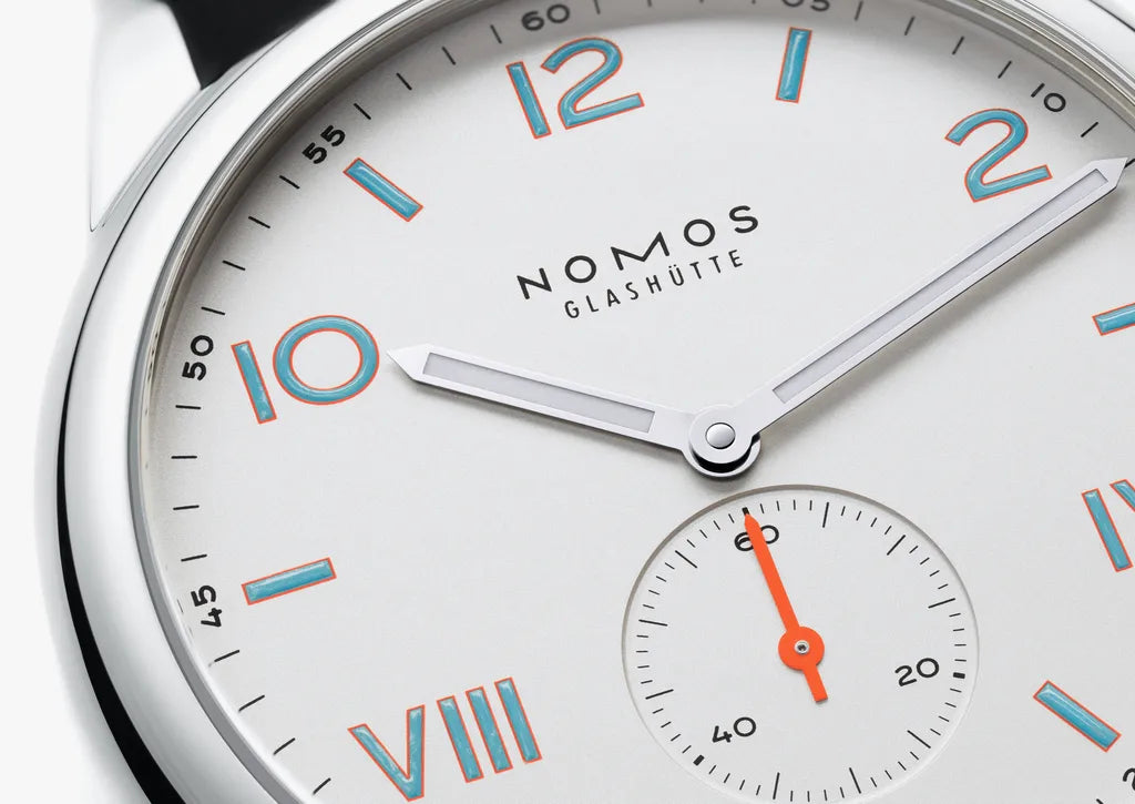 Relógio NOMOS Glashütte Club Campus 38mm White Silver-Plated on Strap 735