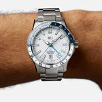 Carregue a imagem no visualizador da Galeria, Relógio Christopher Ward C60-40AGM31S0BW0-B0 C60 Trident GMT 300 40mm