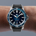Carregue a imagem no visualizador da Galeria, Relógio Christopher Ward C60-42ADA31S0BB3-RKW C60 Sapphire Edge 42mm Automático