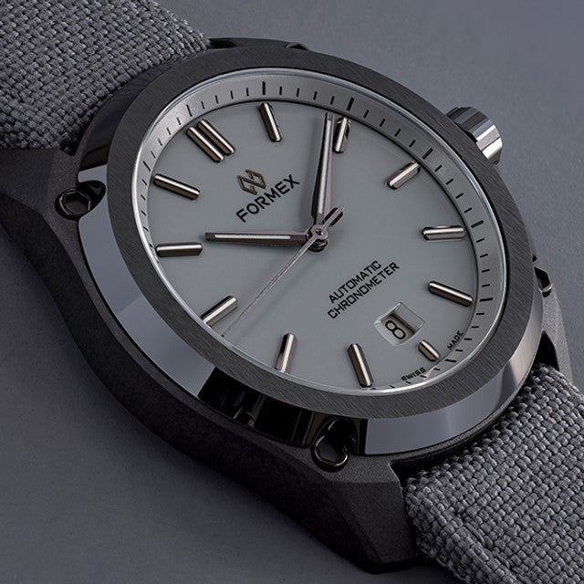 Relógio Formex ESSENCE Leggera FortyOne Automático Chronometer Cool Grey 41mm 0331.4.6309.820