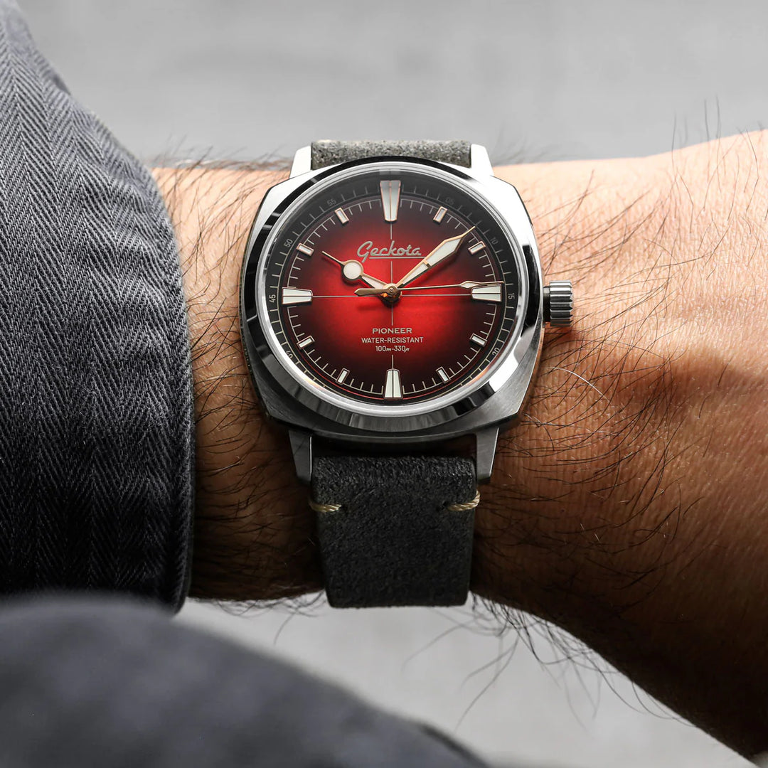 Relógio Geckota Pioneer Classic Edition Imperial Red