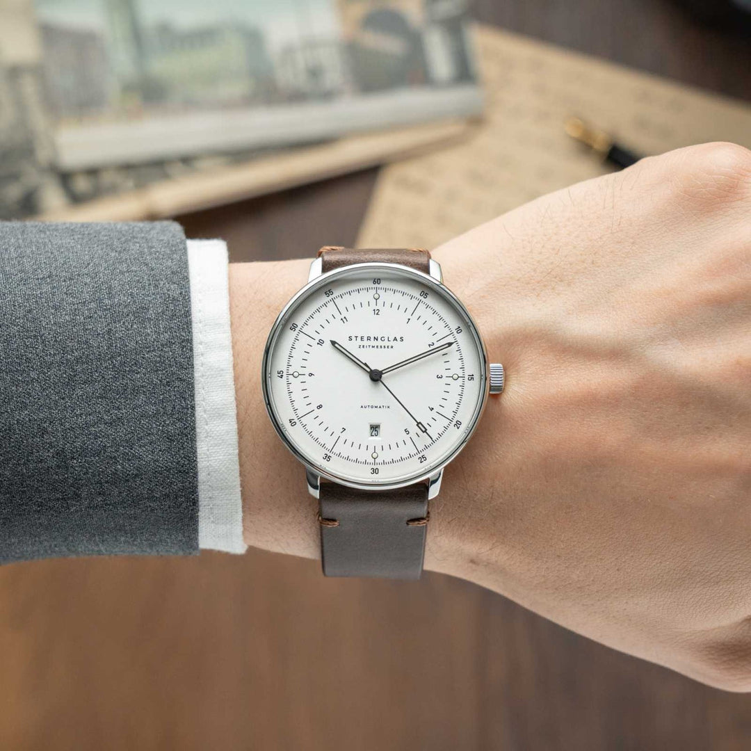 Relógio STERNGLAS Hamburg 42 mm S02-HH47-VI11 Automático