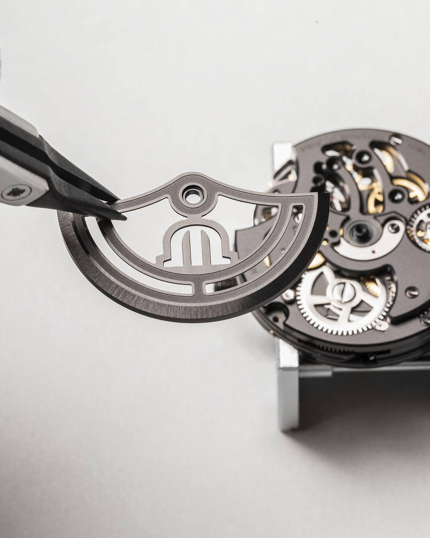 Relógio Maurice Lacroix AIKONIC AUTOMÁTICO 43MM AC6008-SSL22-330-1