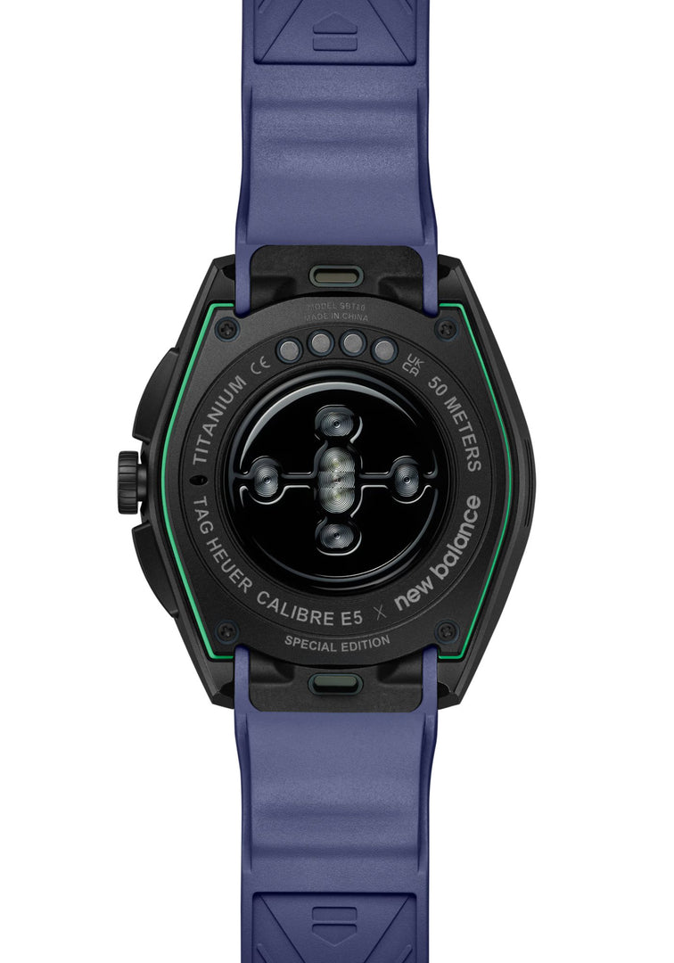 Relógio TAG Heuer Connected Calibre E5 x New Balance Edition 40mm SBT8082.EB0394