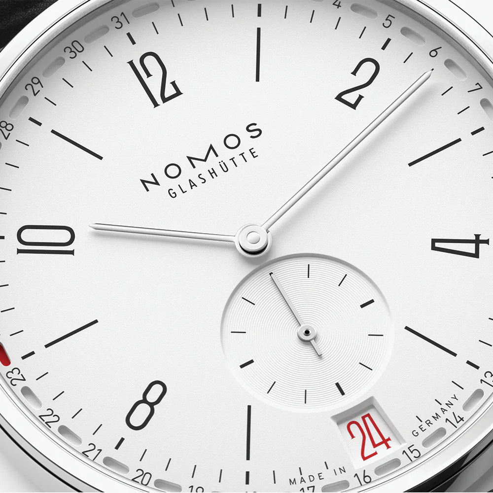 Relógio NOMOS Glashütte Tangente 2Date 37.5mm Silver on Leather Strap 135
