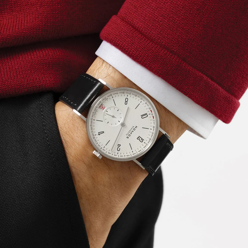 Relógio NOMOS Glashütte Tangente 2Date 37.5mm Silver on Leather Strap 135