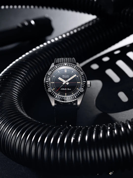 Relógio Nivada Grenchen ANTARCTIC DIVER 38 mm 32038A01