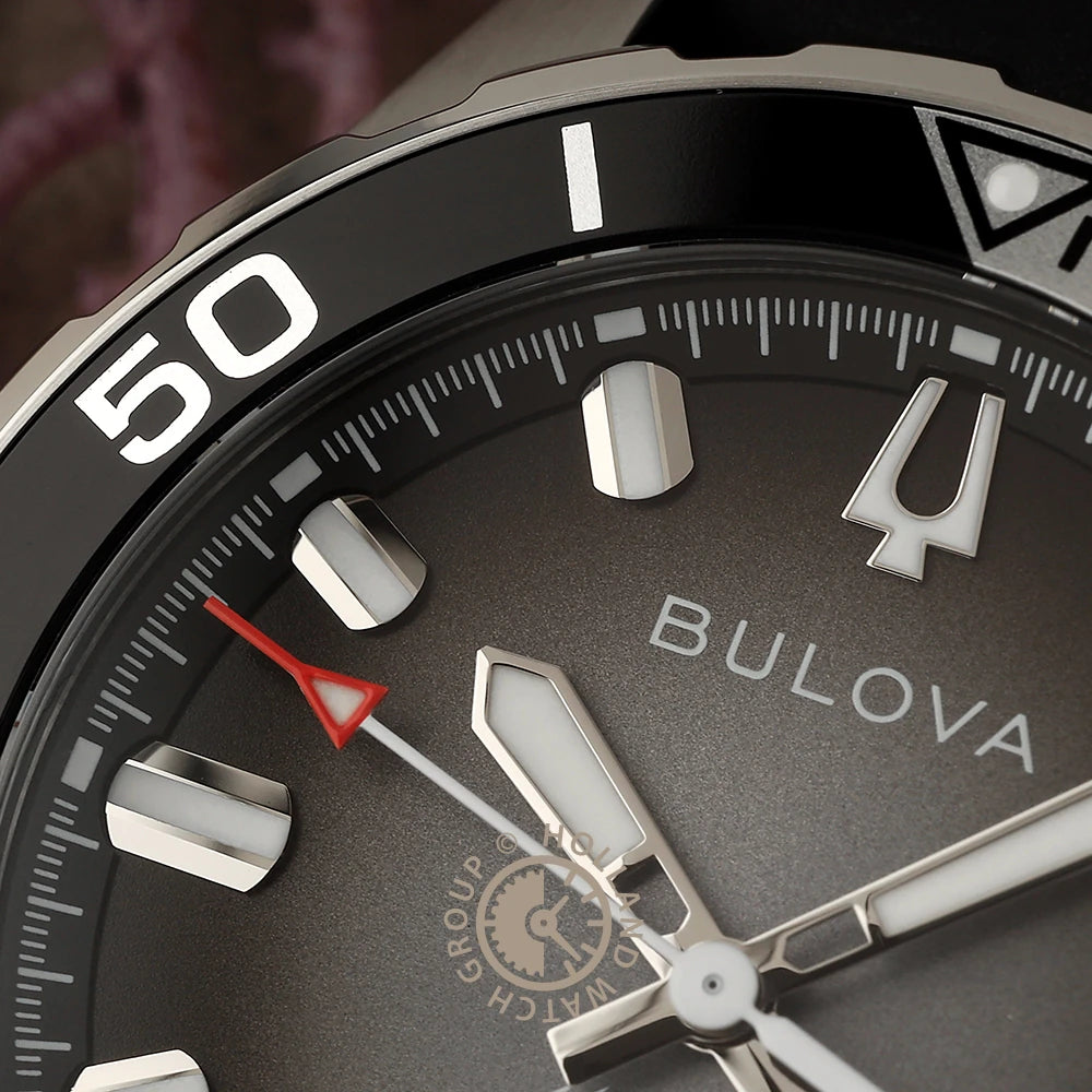 Relógio Bulova Marine Star Automático 98B465