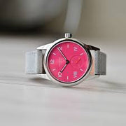 Relógio Feminino NOMOS Glashütte Club Campus 36mm Deep Pink on Leather Strap 711