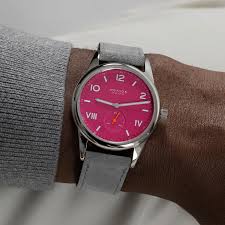 Relógio Feminino NOMOS Glashütte Club Campus 36mm Deep Pink on Leather Strap 711