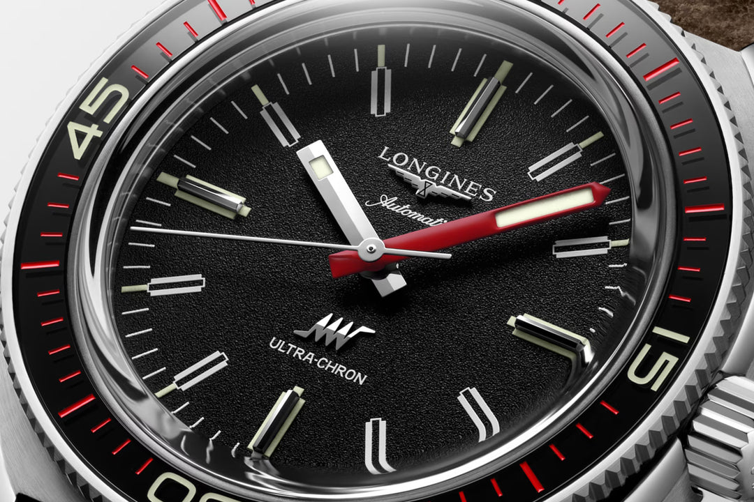 Relógio Longines Accuracy L2.836.4.52.2 - Automático 43mm