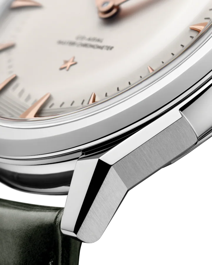 Relógio Omega Constellation Observatory 39.4 mm O‑MEGASTEEL on alligator