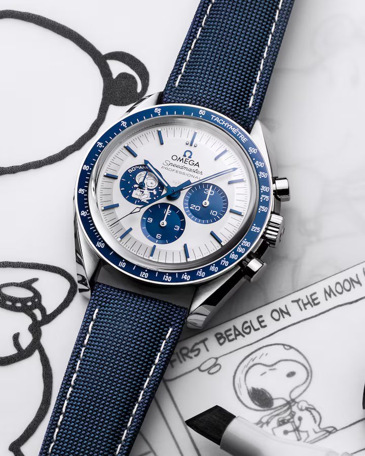 Relógio Omega 310.32.42.50.02.001 “Silver Snoopy Award” Speedmaster Anniversary Series 42mm