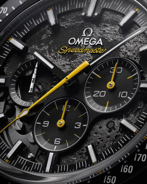Relógio Omega Speedmaster Dark Side of the Moon 44.25 mm 310.92.44.50.01.001