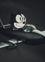 Carregue e reproduza o vídeo no visualizador da Galeria, Relógio Bremont Altitude MB Meteor 'Felix The Cat' Titânio