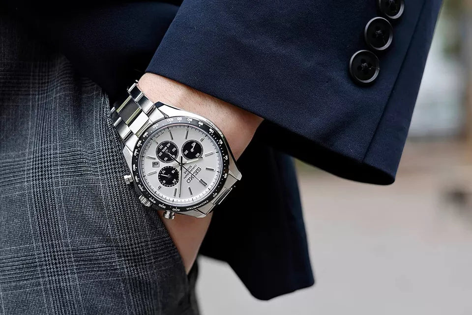 Relógio Seiko Solar Chronograph Panda SBPY165